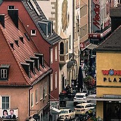Regiopolises - Between Metropolises and High-Order Centres in the German Urban System